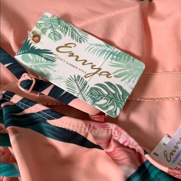 Bathing suit - Picture 4 of 4